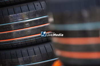 2023-07-13 - Tyre, Hankook during the 2023 Hankook Rome ePrix, 10th meeting of the 2022-23 ABB FIA Formula E World Championship, on the Circuit Cittadino dell’EUR from July 14 to 16, 2023 in Rome, Italy - AUTO - 2023 FORMULA E ROME EPRIX - FORMULA E - MOTORS