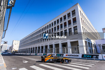 2023-07-15 - 58 RAST René (ger), Neom McLaren Formula E Team, Spark-Nissan, Nissan e-4ORCE 04, action during the 2023 Hankook Rome ePrix, 10th meeting of the 2022-23 ABB FIA Formula E World Championship, on the Circuit Cittadino dell’EUR from July 14 to 16, 2023 in Rome, Italy - AUTO - 2023 FORMULA E ROME EPRIX - FORMULA E - MOTORS