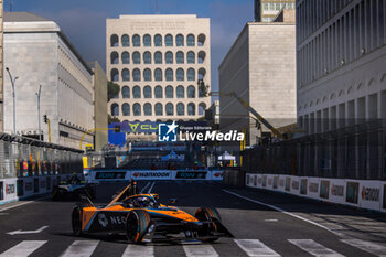 2023-07-15 - 58 RAST René (ger), Neom McLaren Formula E Team, Spark-Nissan, Nissan e-4ORCE 04, action during the 2023 Hankook Rome ePrix, 10th meeting of the 2022-23 ABB FIA Formula E World Championship, on the Circuit Cittadino dell’EUR from July 14 to 16, 2023 in Rome, Italy - AUTO - 2023 FORMULA E ROME EPRIX - FORMULA E - MOTORS