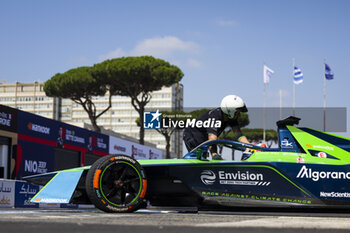 2023-07-15 - 16 BUEMI Sébastien (swi), Envision Racing, Spark-Jaguar, Jaguar I - Time 6, action during the 2023 Hankook Rome ePrix, 10th meeting of the 2022-23 ABB FIA Formula E World Championship, on the Circuit Cittadino dell’EUR from July 14 to 16, 2023 in Rome, Italy - AUTO - 2023 FORMULA E ROME EPRIX - FORMULA E - MOTORS