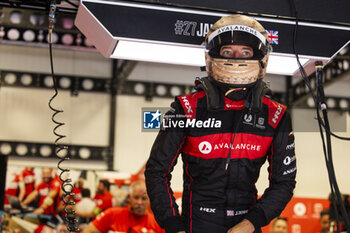 2023-07-15 - DENNIS Jake (gbr), Avalanche Andretti Formula E, Spark-Porsche, Porsche 99X Electric, portrait during the 2023 Hankook Rome ePrix, 10th meeting of the 2022-23 ABB FIA Formula E World Championship, on the Circuit Cittadino dell’EUR from July 14 to 16, 2023 in Rome, Italy - AUTO - 2023 FORMULA E ROME EPRIX - FORMULA E - MOTORS