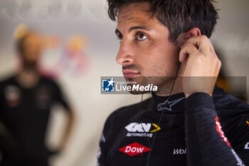 2023-07-15 - EVANS Mitch (nzl), Jaguar TCS Racing, Spark-Jaguar, Jaguar I - Time 6, portrait during the 2023 Hankook Rome ePrix, 10th meeting of the 2022-23 ABB FIA Formula E World Championship, on the Circuit Cittadino dell’EUR from July 14 to 16, 2023 in Rome, Italy - AUTO - 2023 FORMULA E ROME EPRIX - FORMULA E - MOTORS