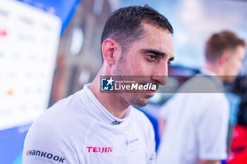 2023-07-15 - BUEMI Sébastien (swi), Envision Racing, Spark-Jaguar, Jaguar I - Time 6, portrait during the 2023 Hankook Rome ePrix, 10th meeting of the 2022-23 ABB FIA Formula E World Championship, on the Circuit Cittadino dell’EUR from July 14 to 16, 2023 in Rome, Italy - AUTO - 2023 FORMULA E ROME EPRIX - FORMULA E - MOTORS