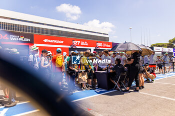 2023-07-15 - VERGNE Jean-Eric (fra), DS Penske Formula E Team, Spark-DS, DS E-Tense FE23, VANDOORNE Stoffel (bel), DS Penske Formula E Team, Spark-DS, DS E-Tense FE23, portrait during the 2023 Hankook Rome ePrix, 10th meeting of the 2022-23 ABB FIA Formula E World Championship, on the Circuit Cittadino dell’EUR from July 14 to 16, 2023 in Rome, Italy - AUTO - 2023 FORMULA E ROME EPRIX - FORMULA E - MOTORS