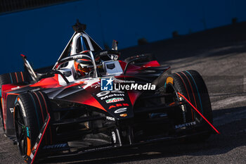 2023-07-15 - 94 WEHRLEIN Pascal (ger), TAG HAUER Porsche Formula E Team, Porsche 99X Electric, action during the 2023 Hankook Rome ePrix, 10th meeting of the 2022-23 ABB FIA Formula E World Championship, on the Circuit Cittadino dell’EUR from July 14 to 16, 2023 in Rome, Italy - AUTO - 2023 FORMULA E ROME EPRIX - FORMULA E - MOTORS