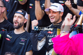 2023-07-15 - EVANS Mitch (nzl), Jaguar TCS Racing, Spark-Jaguar, Jaguar I - Time 6, portrait during the 2023 Hankook Rome ePrix, 10th meeting of the 2022-23 ABB FIA Formula E World Championship, on the Circuit Cittadino dell’EUR from July 14 to 16, 2023 in Rome, Italy - AUTO - 2023 FORMULA E ROME EPRIX - FORMULA E - MOTORS