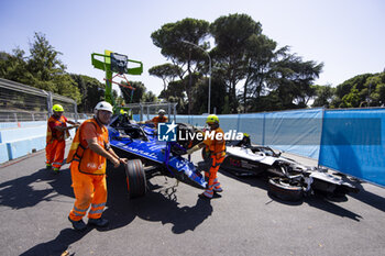 2023-07-15 - Crash, red flag, 48 MORTARA Edoardo (swi), Maserati MSG Racing, Spark-Venturi, action during the 2023 Hankook Rome ePrix, 10th meeting of the 2022-23 ABB FIA Formula E World Championship, on the Circuit Cittadino dell’EUR from July 14 to 16, 2023 in Rome, Italy - AUTO - 2023 FORMULA E ROME EPRIX - FORMULA E - MOTORS