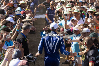 2023-07-15 - Podium ceremony, GUNTHER Maximilian (ger), Maserati MSG Racing, Spark-Venturi, portrait during the 2023 Hankook Rome ePrix, 10th meeting of the 2022-23 ABB FIA Formula E World Championship, on the Circuit Cittadino dell’EUR from July 14 to 16, 2023 in Rome, Italy - AUTO - 2023 FORMULA E ROME EPRIX - FORMULA E - MOTORS