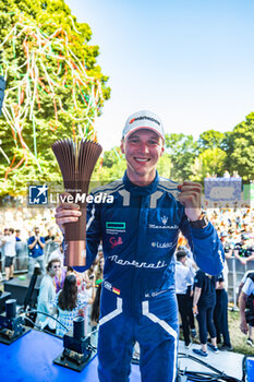 2023-07-15 - GUNTHER Maximilian (ger), Maserati MSG Racing, Spark-Venturi, portrait at the podium during the 2023 Hankook Rome ePrix, 10th meeting of the 2022-23 ABB FIA Formula E World Championship, on the Circuit Cittadino dell’EUR from July 14 to 16, 2023 in Rome, Italy - AUTO - 2023 FORMULA E ROME EPRIX - FORMULA E - MOTORS