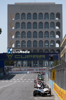 2023-07-15 - Mitch Evans leads the group., during the Race 1, first day of competition of the FE Grand Prix of Rome 2023, Rome, Italy, 15/07/2023 - FE GRAND PRIX ROME 2023 - FIRST DAY - ROME, ITALY, 15/07/2023 - FORMULA E - MOTORS
