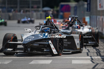 2023-07-15 - Sam Bird, during the Race 1, first day of competition of the FE Grand Prix of Rome 2023, Rome, Italy, 15/07/2023 - FE GRAND PRIX ROME 2023 - FIRST DAY - ROME, ITALY, 15/07/2023 - FORMULA E - MOTORS