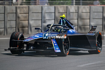 2023-07-15 - Edoardo Mortara during the Race 1, first day of competition of the FE Grand Prix of Rome 2023, Rome, Italy, 15/07/2023 - FE GRAND PRIX ROME 2023 - FIRST DAY - ROME, ITALY, 15/07/2023 - FORMULA E - MOTORS