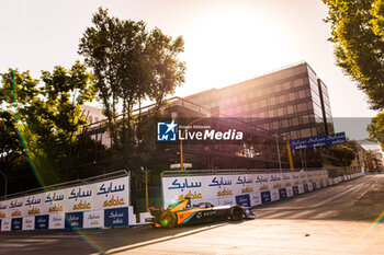 2023-07-16 - 58 RAST René (ger), Neom McLaren Formula E Team, Spark-Nissan, Nissan e-4ORCE 04, action during the 2023 Hankook Rome ePrix, 10th meeting of the 2022-23 ABB FIA Formula E World Championship, on the Circuit Cittadino dell’EUR from July 14 to 16, 2023 in Rome, Italy - AUTO - 2023 FORMULA E ROME EPRIX - FORMULA E - MOTORS