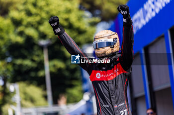 2023-07-16 - DENNIS Jake (gbr), Avalanche Andretti Formula E, Spark-Porsche, Porsche 99X Electric, portrait during the 2023 Hankook Rome ePrix, 10th meeting of the 2022-23 ABB FIA Formula E World Championship, on the Circuit Cittadino dell’EUR from July 14 to 16, 2023 in Rome, Italy - AUTO - 2023 FORMULA E ROME EPRIX - FORMULA E - MOTORS