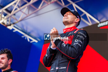 2023-07-16 - DENNIS Jake (gbr), Avalanche Andretti Formula E, Spark-Porsche, Porsche 99X Electric, portrait during the 2023 Hankook Rome ePrix, 10th meeting of the 2022-23 ABB FIA Formula E World Championship, on the Circuit Cittadino dell’EUR from July 14 to 16, 2023 in Rome, Italy - AUTO - 2023 FORMULA E ROME EPRIX - FORMULA E - MOTORS