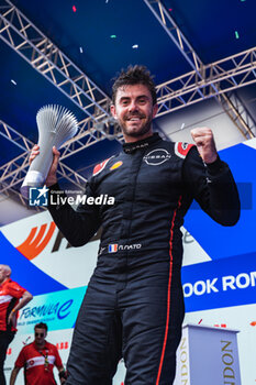 2023-07-16 - NATO Norman (fra), Nissan Formula E Team, Spark-Nissan, Nissan e-4ORCE 04, portrait at the podium during the 2023 Hankook Rome ePrix, 10th meeting of the 2022-23 ABB FIA Formula E World Championship, on the Circuit Cittadino dell’EUR from July 14 to 16, 2023 in Rome, Italy - AUTO - 2023 FORMULA E ROME EPRIX - FORMULA E - MOTORS