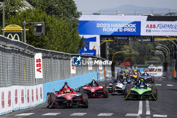 2023-07-16 - 27 DENNIS Jake (gbr), Avalanche Andretti Formula E, Spark-Porsche, Porsche 99X Electric, action during the 2023 Hankook Rome ePrix, 10th meeting of the 2022-23 ABB FIA Formula E World Championship, on the Circuit Cittadino dell’EUR from July 14 to 16, 2023 in Rome, Italy - AUTO - 2023 FORMULA E ROME EPRIX - FORMULA E - MOTORS