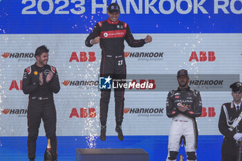 2023-07-16 - Podium ceremony, DENNIS Jake (gbr), Avalanche Andretti Formula E, Spark-Porsche, Porsche 99X Electric, portrait during the 2023 Hankook Rome ePrix, 10th meeting of the 2022-23 ABB FIA Formula E World Championship, on the Circuit Cittadino dell’EUR from July 14 to 16, 2023 in Rome, Italy - AUTO - 2023 FORMULA E ROME EPRIX - FORMULA E - MOTORS