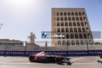 2023-07-16 - 94 WEHRLEIN Pascal (ger), TAG HAUER Porsche Formula E Team, Porsche 99X Electric, action during the 2023 Hankook Rome ePrix, 10th meeting of the 2022-23 ABB FIA Formula E World Championship, on the Circuit Cittadino dell’EUR from July 14 to 16, 2023 in Rome, Italy - AUTO - 2023 FORMULA E ROME EPRIX - FORMULA E - MOTORS