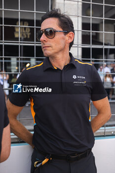 2023-07-16 - JAMES Ian, Team Principal and Managing Director of Neom McLaren Formula E Team, portrait , grille de depart, starting grid during the 2023 Hankook Rome ePrix, 10th meeting of the 2022-23 ABB FIA Formula E World Championship, on the Circuit Cittadino dell’EUR from July 14 to 16, 2023 in Rome, Italy - AUTO - 2023 FORMULA E ROME EPRIX - FORMULA E - MOTORS