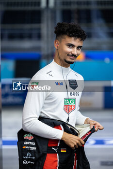 2023-07-28 - WEHRLEIN Pascal (ger), TAG HAUER Porsche Formula E Team, Porsche 99X Electric, portrait during the 2023 Hankook London ePrix, 12th meeting of the 2022-23 ABB FIA Formula E World Championship, on the ExCeL London from July 29 to 30, 2023 in London, United Kingdom - AUTO - 2023 FORMULA E HANKOOK LONDON EPRIX - FORMULA E - MOTORS