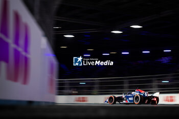 2023-07-29 - 33 TICKTUM Dan (gbr), NIO 333 Formula E Team, Spark-NIO, NIO 333 ER9, action during the 2023 Hankook London ePrix, 12th meeting of the 2022-23 ABB FIA Formula E World Championship, on the ExCeL London from July 29 to 30, 2023 in London, United Kingdom - AUTO - 2023 FORMULA E HANKOOK LONDON EPRIX - FORMULA E - MOTORS