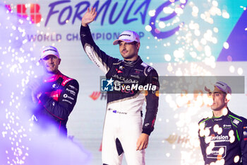 2023-07-29 - EVANS Mitch (nzl), Jaguar TCS Racing, Spark-Jaguar, Jaguar I - Time 6, portrait podium, portrait during the 2023 Hankook London ePrix, 12th meeting of the 2022-23 ABB FIA Formula E World Championship, on the ExCeL London from July 29 to 30, 2023 in London, United Kingdom - AUTO - 2023 FORMULA E HANKOOK LONDON EPRIX - FORMULA E - MOTORS