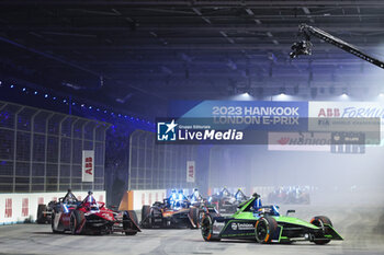 2023-07-29 - 16 BUEMI Sébastien (swi), Envision Racing, Spark-Jaguar, Jaguar I - Time 6, action during the 2023 Hankook London ePrix, 12th meeting of the 2022-23 ABB FIA Formula E World Championship, on the ExCeL London from July 29 to 30, 2023 in London, United Kingdom - AUTO - 2023 FORMULA E HANKOOK LONDON EPRIX - FORMULA E - MOTORS