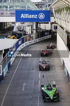 2023-07-29 - 16 BUEMI Sébastien (swi), Envision Racing, Spark-Jaguar, Jaguar I - Time 6, action during the 2023 Hankook London ePrix, 12th meeting of the 2022-23 ABB FIA Formula E World Championship, on the ExCeL London from July 29 to 30, 2023 in London, United Kingdom - AUTO - 2023 FORMULA E HANKOOK LONDON EPRIX - FORMULA E - MOTORS