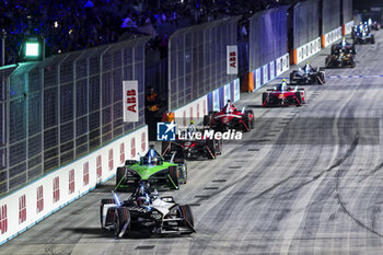 2023-07-29 - 09 EVANS Mitch (nzl), Jaguar TCS Racing, Spark-Jaguar, Jaguar I - Time 6, action during the 2023 Hankook London ePrix, 12th meeting of the 2022-23 ABB FIA Formula E World Championship, on the ExCeL London from July 29 to 30, 2023 in London, United Kingdom - AUTO - 2023 FORMULA E HANKOOK LONDON EPRIX - FORMULA E - MOTORS