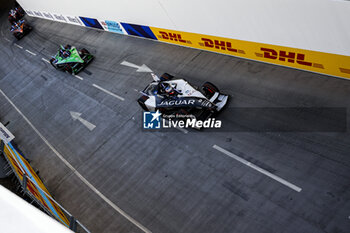 2023-07-29 - 09 EVANS Mitch (nzl), Jaguar TCS Racing, Spark-Jaguar, Jaguar I - Time 6, action during the 2023 Hankook London ePrix, 12th meeting of the 2022-23 ABB FIA Formula E World Championship, on the ExCeL London from July 29 to 30, 2023 in London, United Kingdom - AUTO - 2023 FORMULA E HANKOOK LONDON EPRIX - FORMULA E - MOTORS