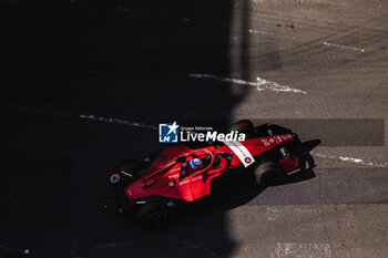 2023-07-29 - 27 DENNIS Jake (gbr), Avalanche Andretti Formula E, Spark-Porsche, Porsche 99X Electric, action during the 2023 Hankook London ePrix, 12th meeting of the 2022-23 ABB FIA Formula E World Championship, on the ExCeL London from July 29 to 30, 2023 in London, United Kingdom - AUTO - 2023 FORMULA E HANKOOK LONDON EPRIX - FORMULA E - MOTORS