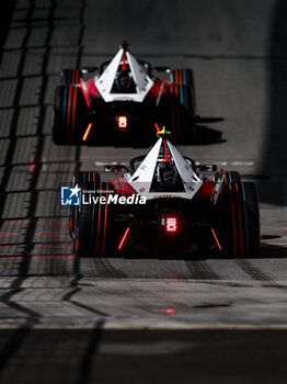 2023-07-29 - 13 DA COSTA Antonio Felix (prt), TAG HAUER Porsche Formula E Team, Porsche 99X Electric, action 94 WEHRLEIN Pascal (ger), TAG HAUER Porsche Formula E Team, Porsche 99X Electric, action during the 2023 Hankook London ePrix, 12th meeting of the 2022-23 ABB FIA Formula E World Championship, on the ExCeL London from July 29 to 30, 2023 in London, United Kingdom - AUTO - 2023 FORMULA E HANKOOK LONDON EPRIX - FORMULA E - MOTORS