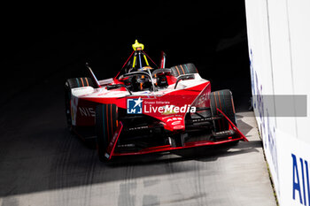 2023-07-30 - 17 NATO Norman (fra), Nissan Formula E Team, Spark-Nissan, Nissan e-4ORCE 04, action during the 2023 Hankook London ePrix, 12th meeting of the 2022-23 ABB FIA Formula E World Championship, on the ExCeL London from July 29 to 30, 2023 in London, United Kingdom - AUTO - 2023 FORMULA E HANKOOK LONDON EPRIX - FORMULA E - MOTORS