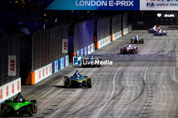 2023-07-30 - 51 MULLER Nico (swi), Team ABT - CUPRA, Spark-Mahindra, Mahindra M9-Electro, action during the 2023 Hankook London ePrix, 12th meeting of the 2022-23 ABB FIA Formula E World Championship, on the ExCeL London from July 29 to 30, 2023 in London, United Kingdom - AUTO - 2023 FORMULA E HANKOOK LONDON EPRIX - FORMULA E - MOTORS