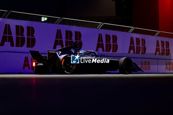 2023-07-30 - 07 GUNTHER Maximilian (ger), Maserati MSG Racing, Spark-Venturi, action during the 2023 Hankook London ePrix, 12th meeting of the 2022-23 ABB FIA Formula E World Championship, on the ExCeL London from July 29 to 30, 2023 in London, United Kingdom - AUTO - 2023 FORMULA E HANKOOK LONDON EPRIX - FORMULA E - MOTORS