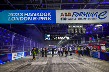 2023-07-30 - grille de depart, starting grid during the 2023 Hankook London ePrix, 12th meeting of the 2022-23 ABB FIA Formula E World Championship, on the ExCeL London from July 29 to 30, 2023 in London, United Kingdom - AUTO - 2023 FORMULA E HANKOOK LONDON EPRIX - FORMULA E - MOTORS