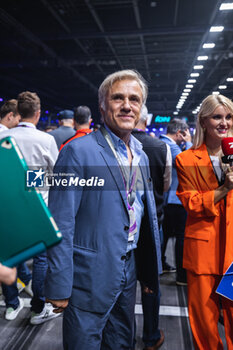2023-07-30 - Christoph Waltz, actor, portrait on the starting grid, grille de depart during the 2023 Hankook London ePrix, 12th meeting of the 2022-23 ABB FIA Formula E World Championship, on the ExCeL London from July 29 to 30, 2023 in London, United Kingdom - AUTO - 2023 FORMULA E HANKOOK LONDON EPRIX - FORMULA E - MOTORS