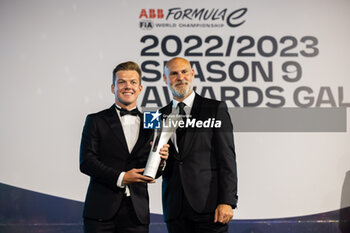 2023-07-31 - CASSIDY Nick (nzl), Envision Racing, Spark-Jaguar, Jaguar I - Time 6, portrait DODDS Jeff, Chief Executive Officer - Formula E, portrait during the 2022/2023 Season Finale Awards Gala & After Party, presented by ABB of the 2022-23 ABB FIA Formula E World Championship, at Old Billingsgate on July 30, 2023 in London, United Kingdom - AUTO - 2023 FORMULA E AWARDS GALA - FORMULA E - MOTORS
