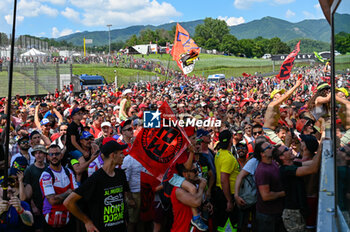 2023-06-11 - Spectators invade the track - RACE MOTOGP GRAND PRIX OF ITALY - MOTOGP - MOTORS