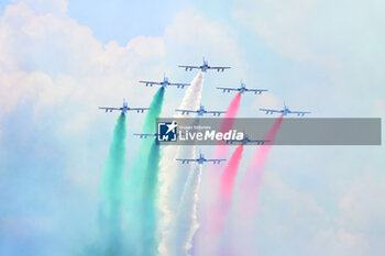 2023-06-11 - Italian Air Forces aerobatic demonstration team Frecce Tricolori performs - RACE MOTOGP GRAND PRIX OF ITALY - MOTOGP - MOTORS