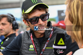 2023-06-10 - Valentino Rossi in starting grid - TISSOT SPRINT MOTOGP GRAND PRIX OF ITALY - MOTOGP - MOTORS