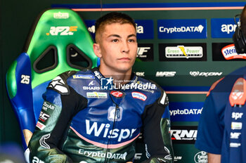 2023-06-09 - Raul Fernandez ES CryptoDATA RNF MotoGP Team Aprilia waits in the box - FREE PRACTICE MOTOGP GRAND PRIX OF ITALY - MOTOGP - MOTORS