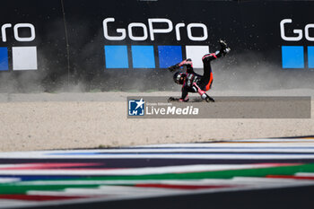 2023-09-08 - Aleix Espargaro ES Aprilia Racing Aprilia crash - GRAN PREMIO RED BULL DI SAN MARINO E DELLA RIVIERA DI RIMINI - FREE PRACTICE - MOTOGP - MOTORS