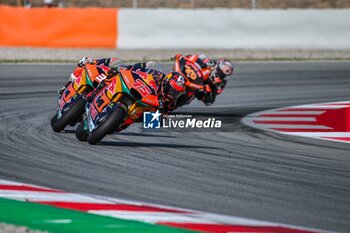 2023-09-01 - Albert Arenas (75) of Spain and Red Bull KTM Ajo , Pedro Acosta (37) of Spain and Red Bull KTM Ajo and Aron Canet (40) of Spain and Pons Wegow Los40 during the MOTO 2 Free Practice 1 of the Catalunya Grand Prix at Montmelo racetrack, Spain on September 01, 2023 (Photo: Alvaro Sanchez) Cordon Press - FREE PRACTICE MOTOGP GRAN PRIX CATALUNYA - MOTOGP - MOTORS