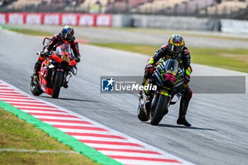2023-09-01 - Marco Bezzecchi (72) of Italy and Mooney VR46 Racing Team and Brad Binder (33) of South Africa and Red Bull KTM Factory Racing during the MOTO GP PRACTICE of the Catalunya Grand Prix at Montmelo racetrack, Spain on September 01, 2023 (Photo: Alvaro Sanchez) Cordon Press - FREE PRACTICE MOTOGP GRAN PRIX CATALUNYA - MOTOGP - MOTORS