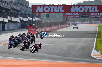 2023-11-26 - Start of the MotoGP Race - 2023 MOTOGP GRAND PRIX OF SPAIN - GRAN PREMIO MOTUL DE LA COMUNITAT VALENCIANA - RACE E PRESS CONFERENCE - MOTOGP - MOTORS