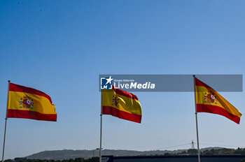 2023-11-25 - Flag of Spain in the Circuit Ricardo Tormo - 2023 MOTOGP GRAND PRIX OF SPAIN - GRAN PREMIO MOTUL DE LA COMUNITAT VALENCIANA - PADDOCK AND BOX - MOTOGP - MOTORS