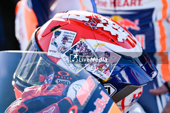 2023-11-25 - Detail of Helmet of Marquez Marc SPA Repsol Honda Team Honda - 2023 MOTOGP GRAND PRIX OF SPAIN - GRAN PREMIO MOTUL DE LA COMUNITAT VALENCIANA - TISSOT SPRINT RACE - MOTOGP - MOTORS