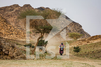 2023-01-01 - 33 CAIMI Franco (arg), Hero Motorsports Team Rally, Hero, Moto, FIM W2RC, Motul, action during the Stage 1 of the Dakar 2023 around Sea Camp, on January 1st, 2023 near Yanbu, Saudi Arabia - AUTO - DAKAR 2023 - STAGE 1 - RALLY - MOTORS